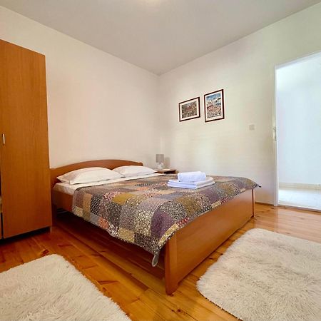 Holiday Residence Zvono Mlini Ruang foto