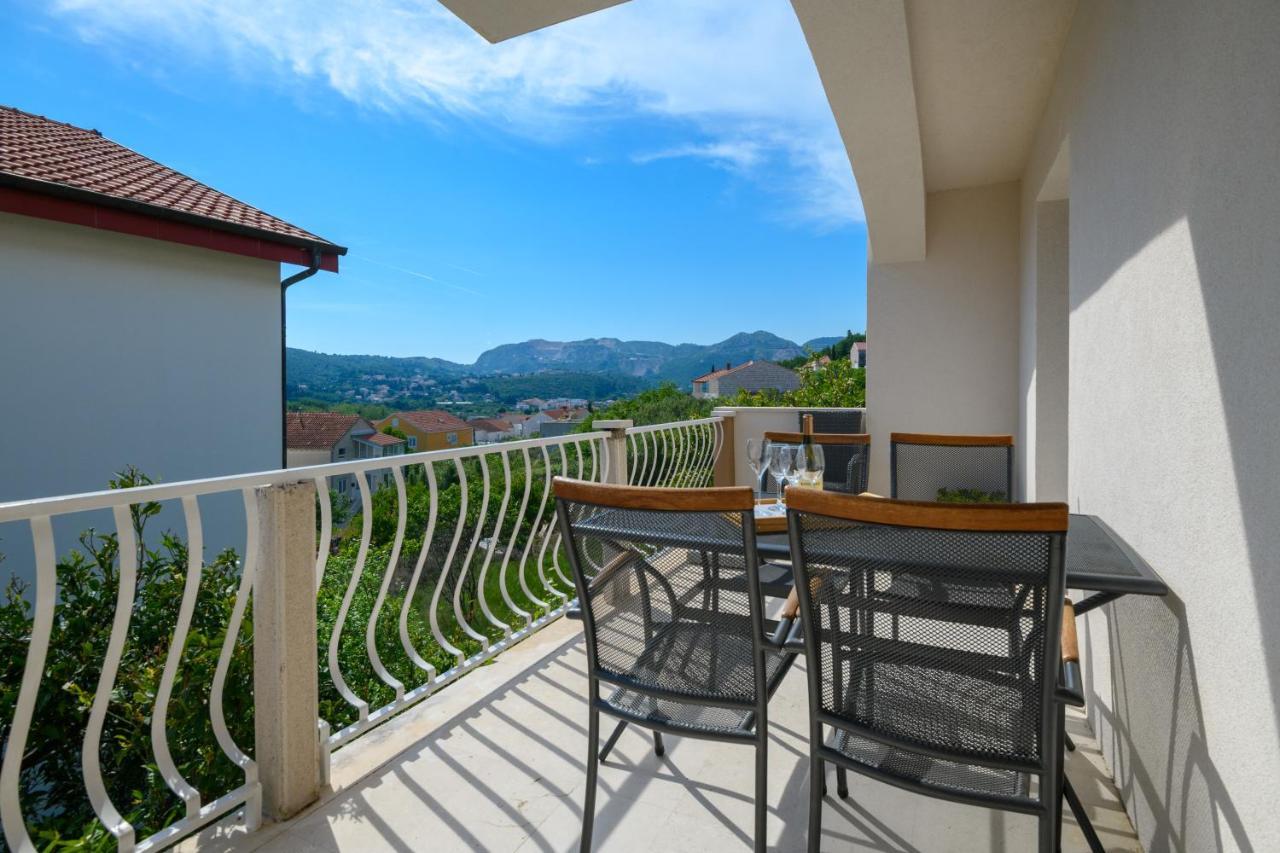 Holiday Residence Zvono Mlini Bagian luar foto