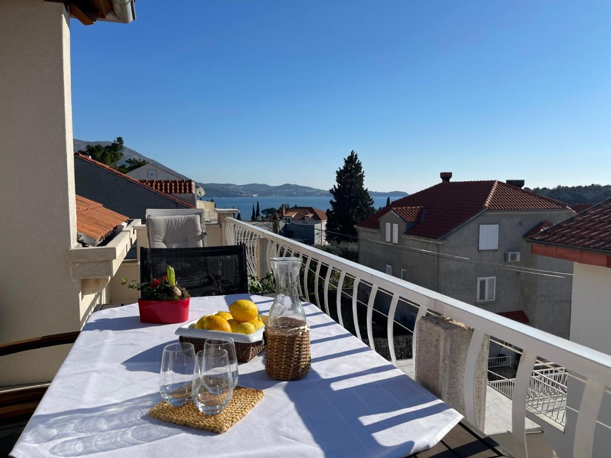 Holiday Residence Zvono Mlini Bagian luar foto