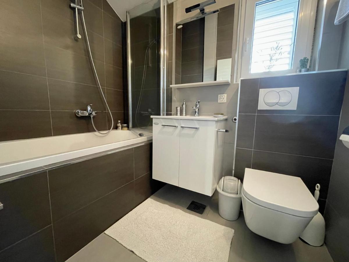 Holiday Residence Zvono Mlini Bagian luar foto